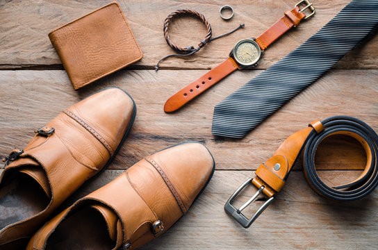 Les accessoires qui subliment une tenue masculine